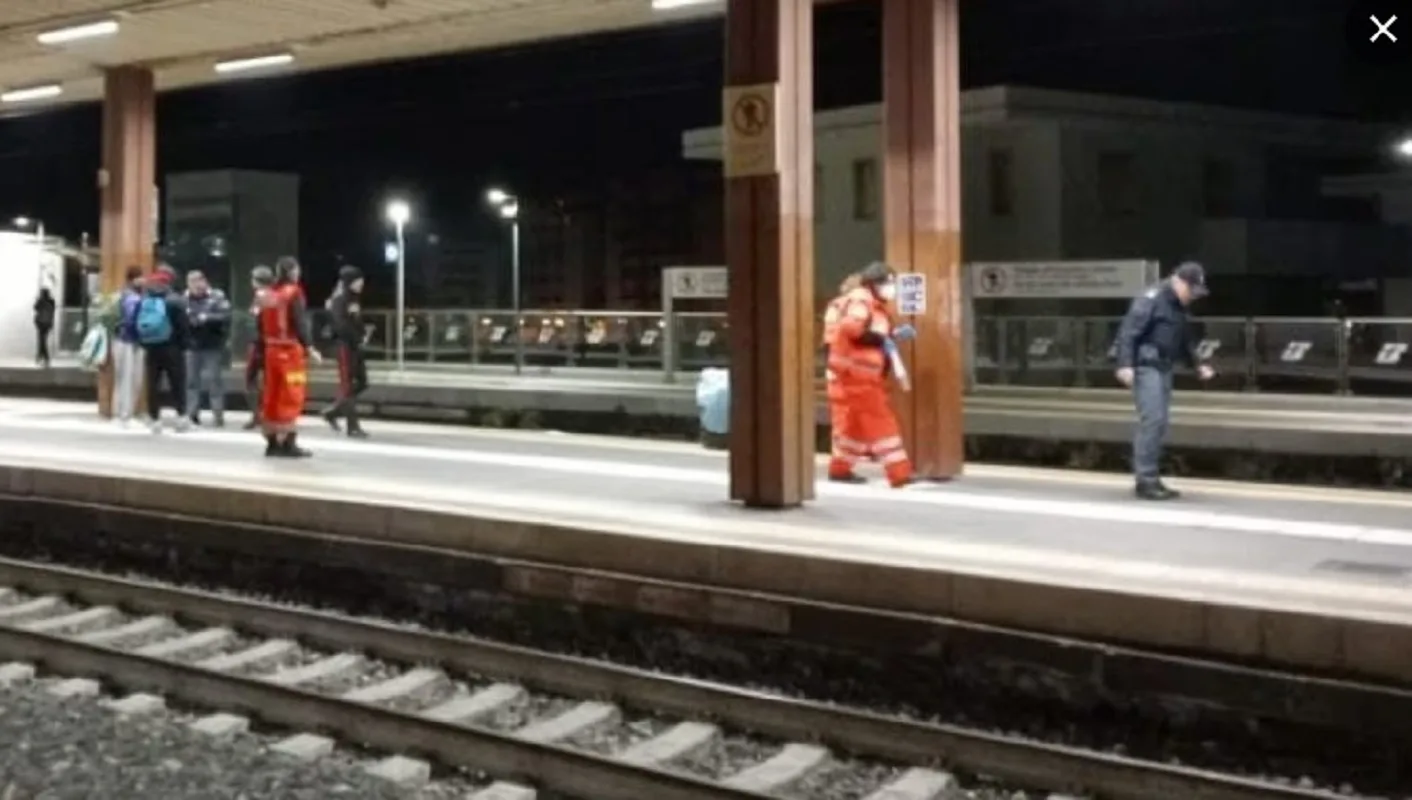 Mamma e figlia sono state travolte e uccise da un treno a Montesilvano