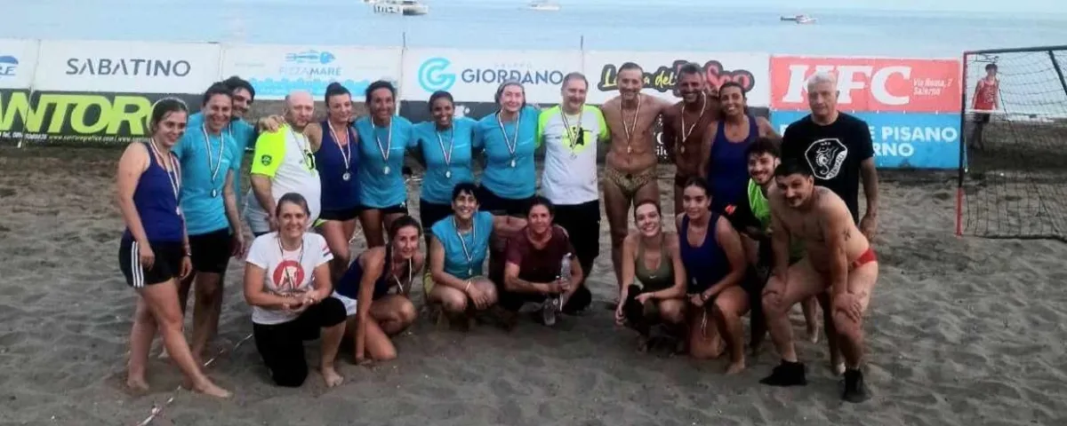 Beach handball sulla spiaggia di Santa Teresa a Salerno