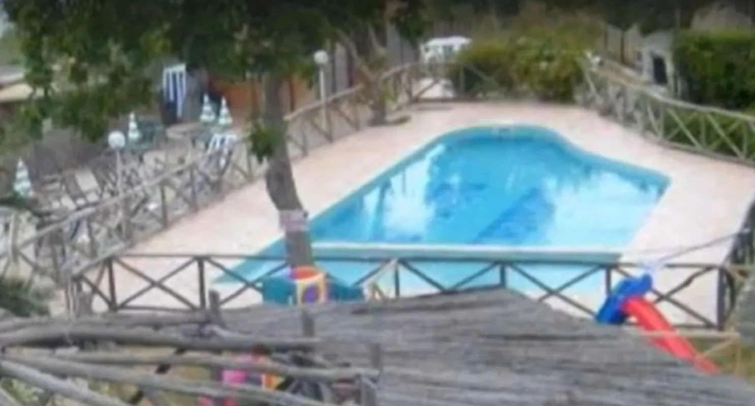 Un bambino è annegato in una piscina a Vico Equense