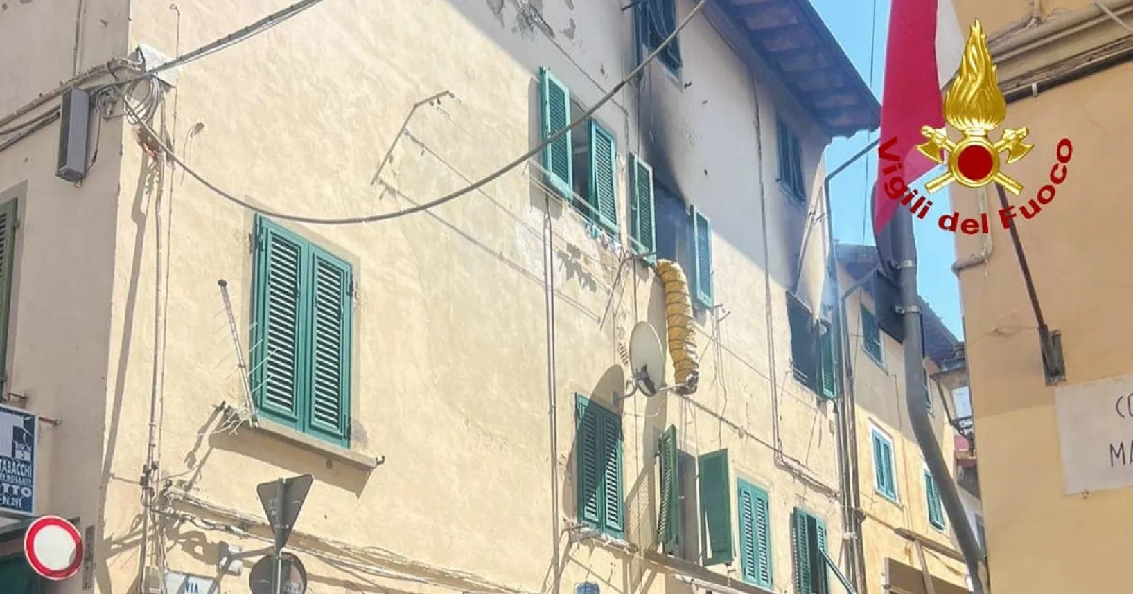 Una bimba è morta in un tragico incendio a Santa Croce sull'Arno