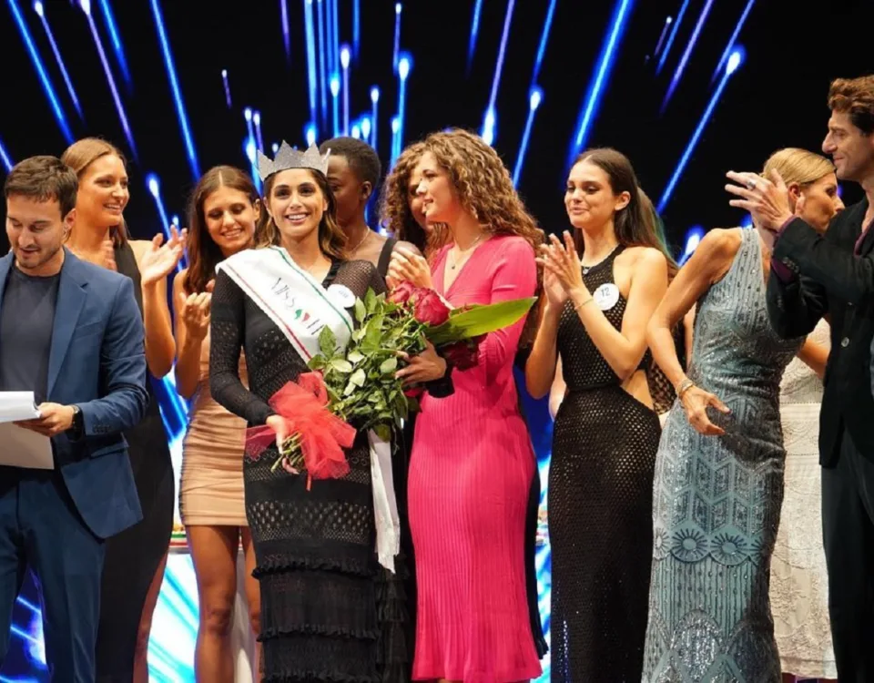 Ofelia Passaponti dopo l'incoronazione a Miss Italia 2024