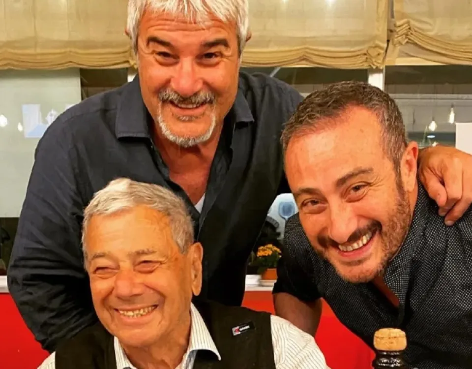 Pino Insegno con il papà Armando e il fratello Claudio