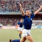 Totò Schillaci esulta dopo un gol a Italia 90