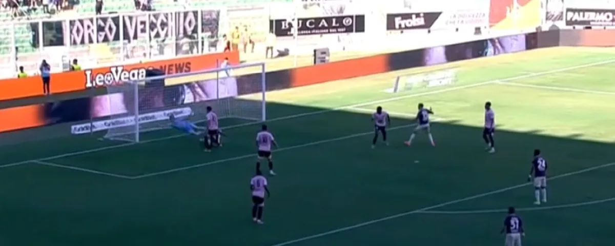 Il gol del vantaggio granata firmato da Tello