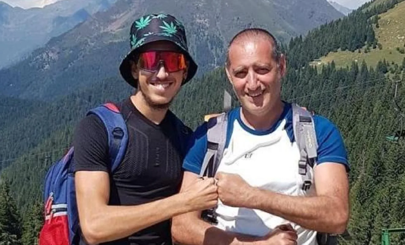 Muore sotto gli occhi del papà in un incidente in moto a Levate