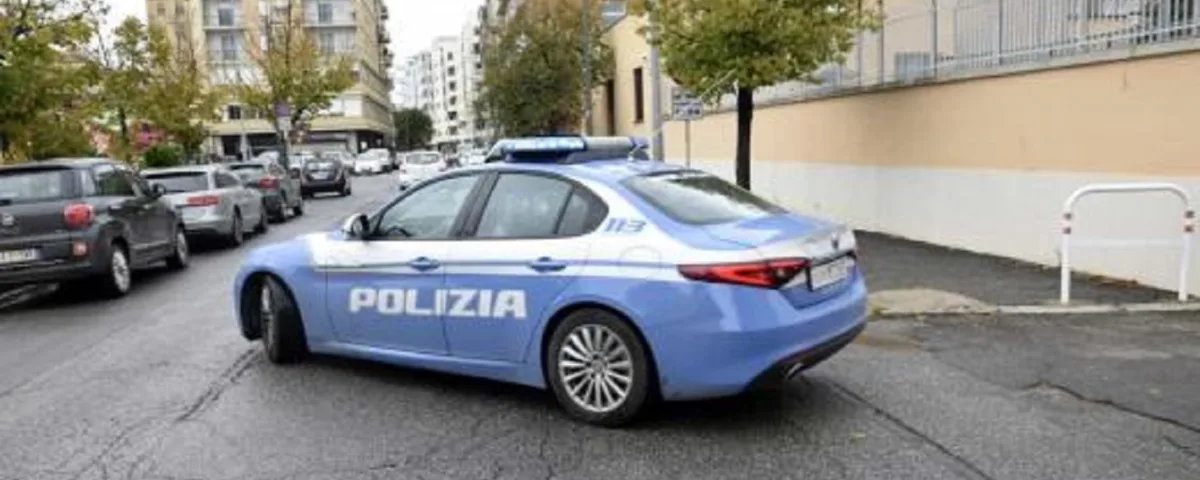 Sul posto gli agenti delle volanti della polizia di Latina