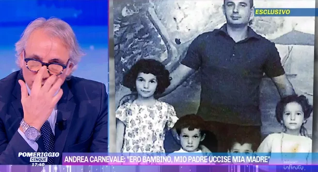 Andrea Carnevale, a destra con il padre e i fratelli