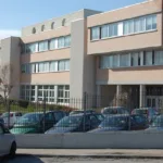 La 15enne è precipitata dal secondo piano del Liceo a Recanati