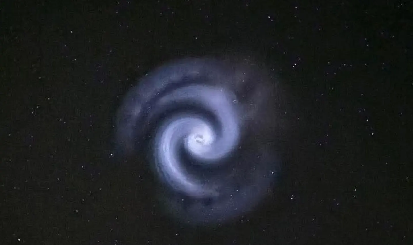 La spirale luminosa avvistata nei cieli del Nord Italia